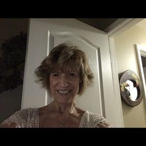 Meet your Posher, Karlene